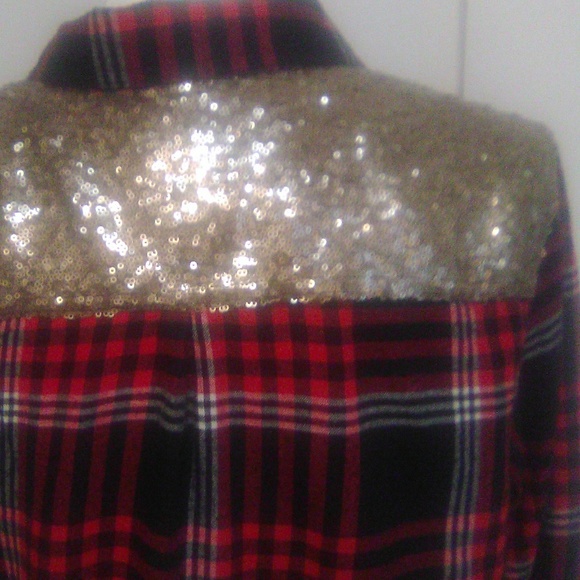 Shrit - Picture 5 of 6